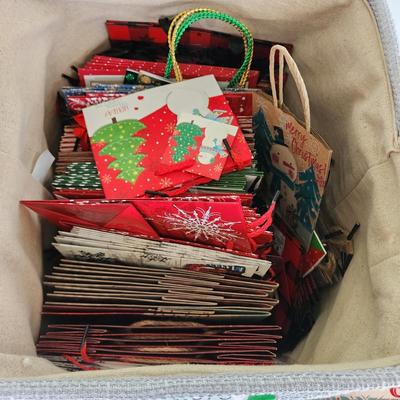 Large Lot of Lindy Bowman Holiday Christmas Gift bags New Stock in Med. Tote