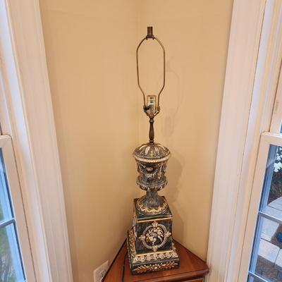 1 Ornate Table Lamp Cherubs Angels