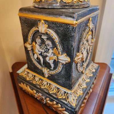1 Ornate Table Lamp Cherubs Angels