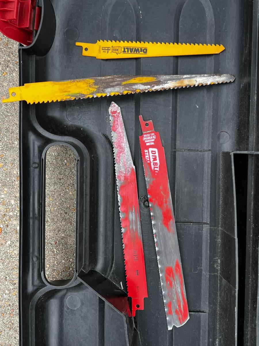 Black & Decker Quantum Pro Reciprocating Saw with Blades and Case