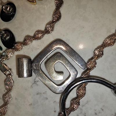 Assorted Jewelry