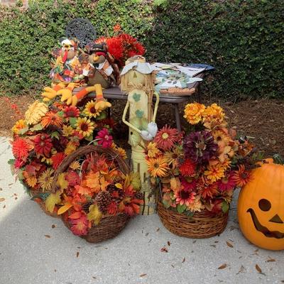 Fall/Thanksgiving/ Halloween lot