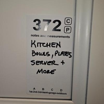 Kitchen bowls, plats, servers and more