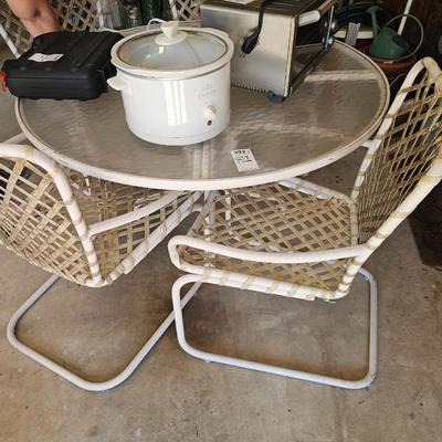 Outdoor table and 4 chairs