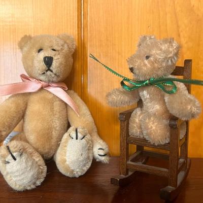 Pair of Stuffed Bears
