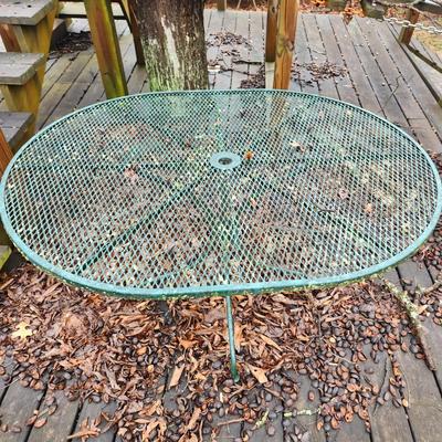Wire Mesh Patio Table w 6 chairs