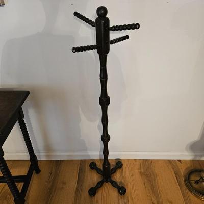 Solid Wood Side Table and Coat Tree (UD-DW)