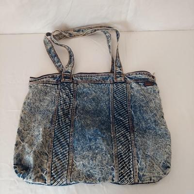 Purses and Travel Bags (PC-BBL)