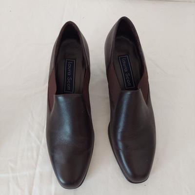 Comfort Heels and Sandals, Womenâ€™s Size 7-7.5 (PC-BBL)
