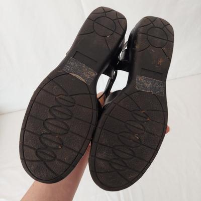Comfort Heels and Sandals, Womenâ€™s Size 7-7.5 (PC-BBL)