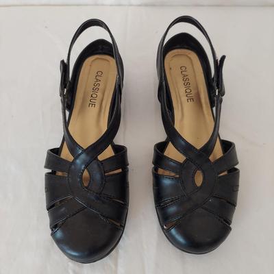 Comfort Heels and Sandals, Womenâ€™s Size 7-7.5 (PC-BBL)