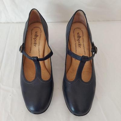 Comfort Heels and Sandals, Womenâ€™s Size 7-7.5 (PC-BBL)
