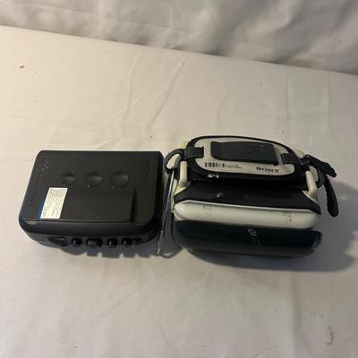 Sony Walkmans & CD Walkmans (D-MG)