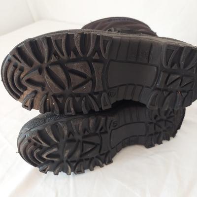Size 7-7.5 Outdoor Shoes by Sorel, Jambu and more (PC-BBL)