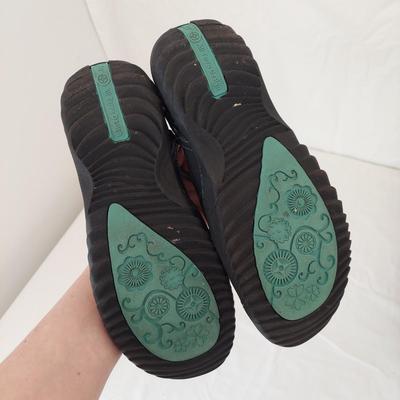 Size 7-7.5 Outdoor Shoes by Sorel, Jambu and more (PC-BBL)