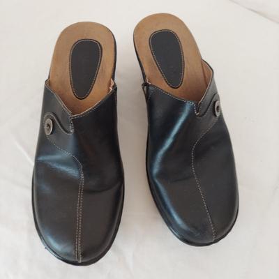 Size 7-7.5 Outdoor Shoes by Sorel, Jambu and more (PC-BBL)