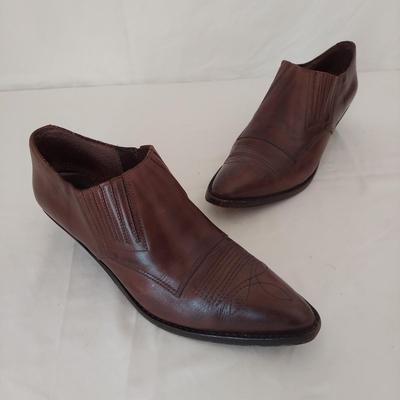 Vintage Cowboy Boots and more (PC-BBL)