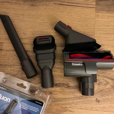 Dyson V8 Absolute Handheld/Cordless Vacuum + Accessories (P-RG)