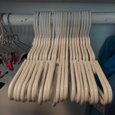 Hangers and more Closet Organizing Tools (PC-BBL)