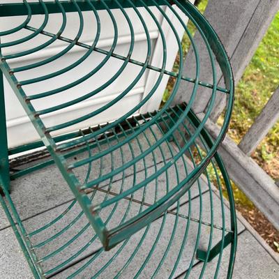 Green Metal Corner Plant Stands & Yard Art (BD-RG)