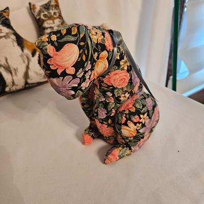 Feline Plush Animals, Draft Dodgers and Door Stops (UD-DW)