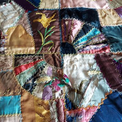 Hand Stitched Antique Quilts (UB-BBL)