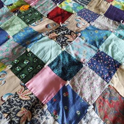 Hand Stitched Antique Quilts (UB-BBL)