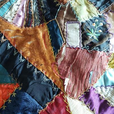 Hand Stitched Antique Quilts (UB-BBL)