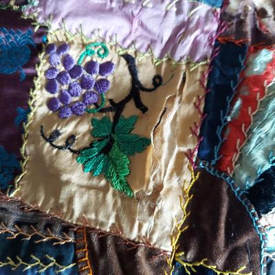 Hand Stitched Antique Quilts (UB-BBL)