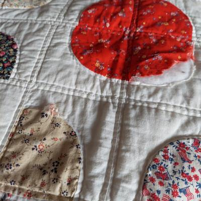 Eight Vintage Quilts (UB-BBL)