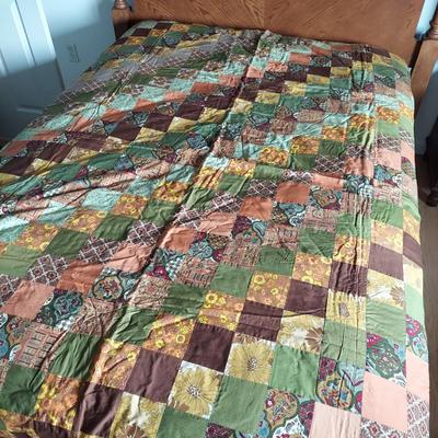 Eight Vintage Quilts (UB-BBL)