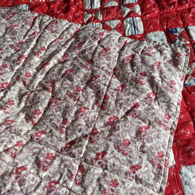 Eight Vintage Quilts (UB-BBL)