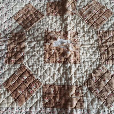 Eight Vintage Quilts (UB-BBL)