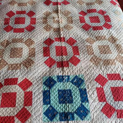 Eight Vintage Quilts (UB-BBL)
