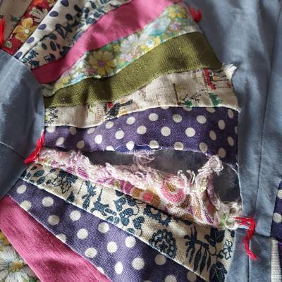 Eight Vintage Quilts (UB-BBL)