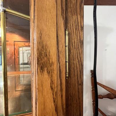 Wooden China Cabinet W/Lights (DR-RG)