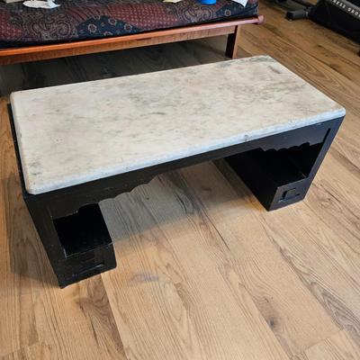 Wooden Coffee Table with a Marble Top (UD-DW)