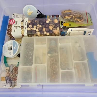 Assorted Craft, Paint, Stamps & Jewelry-Making Items (UC-JS)