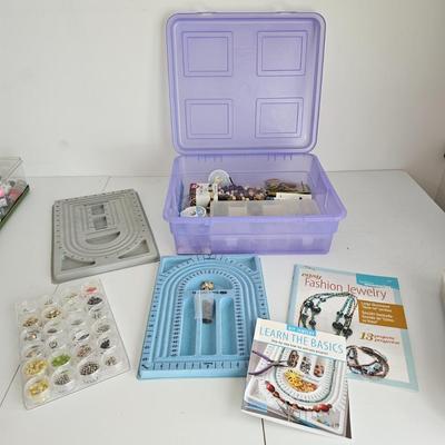 Assorted Craft, Paint, Stamps & Jewelry-Making Items (UC-JS)