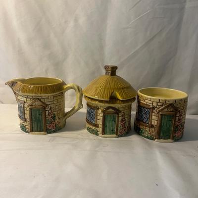Sylva C Thatched Cottage Tea Set (D-MG)