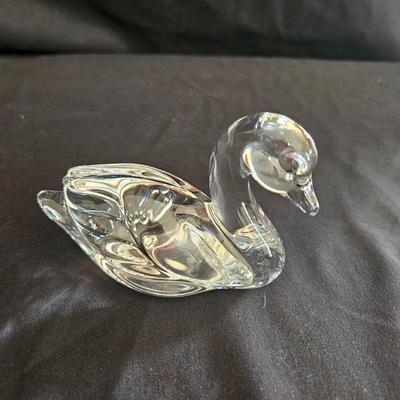 Crystal & Glass Swan Figurines (LR-DW)