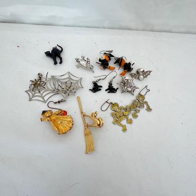 Holiday Jewelry - Earrings, Brooches, Necklace, Pins & More (P-RG)