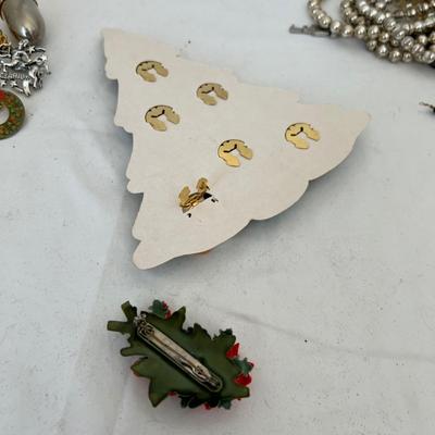 Holiday Jewelry - Earrings, Brooches, Necklace, Pins & More (P-RG)
