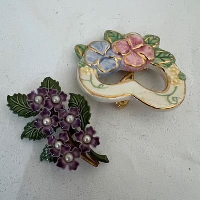 Holiday Jewelry - Earrings, Brooches, Necklace, Pins & More (P-RG)