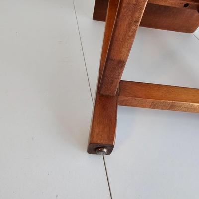 Wooden Curved Bench Seat (UC-JS)