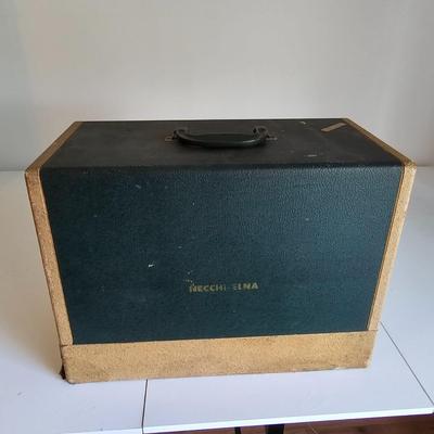 Vintage Singer Sewing Machine w/Case & More (UC-JS)