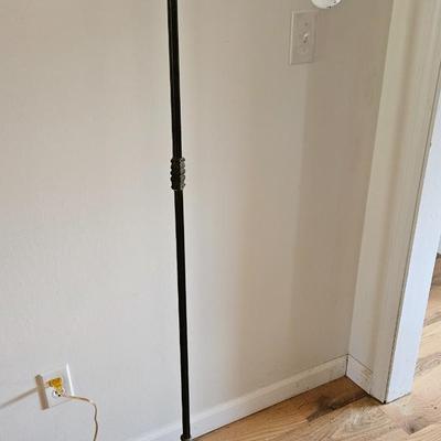 Rembrandt Vintage Iron and Marble Floor Lamp (LR-DW)