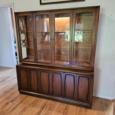 Emphasis MCM China Cabinet and Hutch (LR-DW)