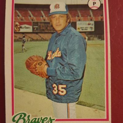 Phil Niekro Braves Vintage Baseball Card