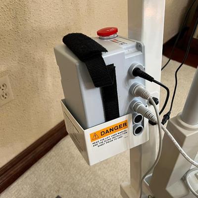 LUMEX ~ Electric Battery Stand Assist Lift